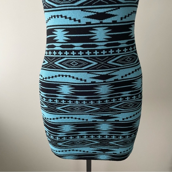 Fiancée Aztec Bodycon Mini Dress Southwest Print Blue Black Size Small - Picture 4 of 5
